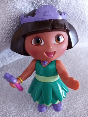 Dora the Explorer & Bird Green Dress Crown Wand 5