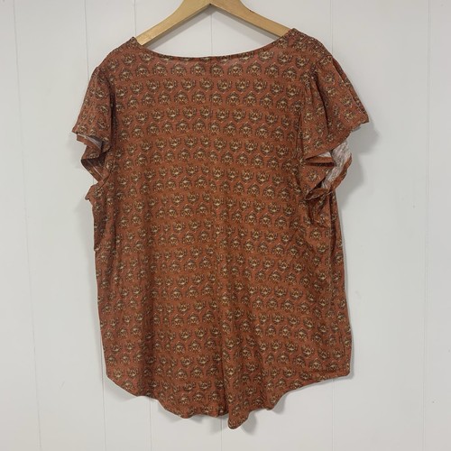 Wonderly Plus Size 2X V-Neck Top Flutter Sleeves Floral Print Women's - Picture 6 of 11