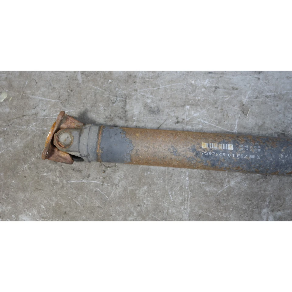 08-13 BMW E82 E88 125i 128i N52 6-Cyl Drive Propeller Shaft for Auto Trans OEM - Image 4 of 4