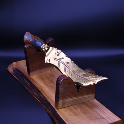 #ad quot;The Siroccoquot; — Full Gold Collector Knife $495.00