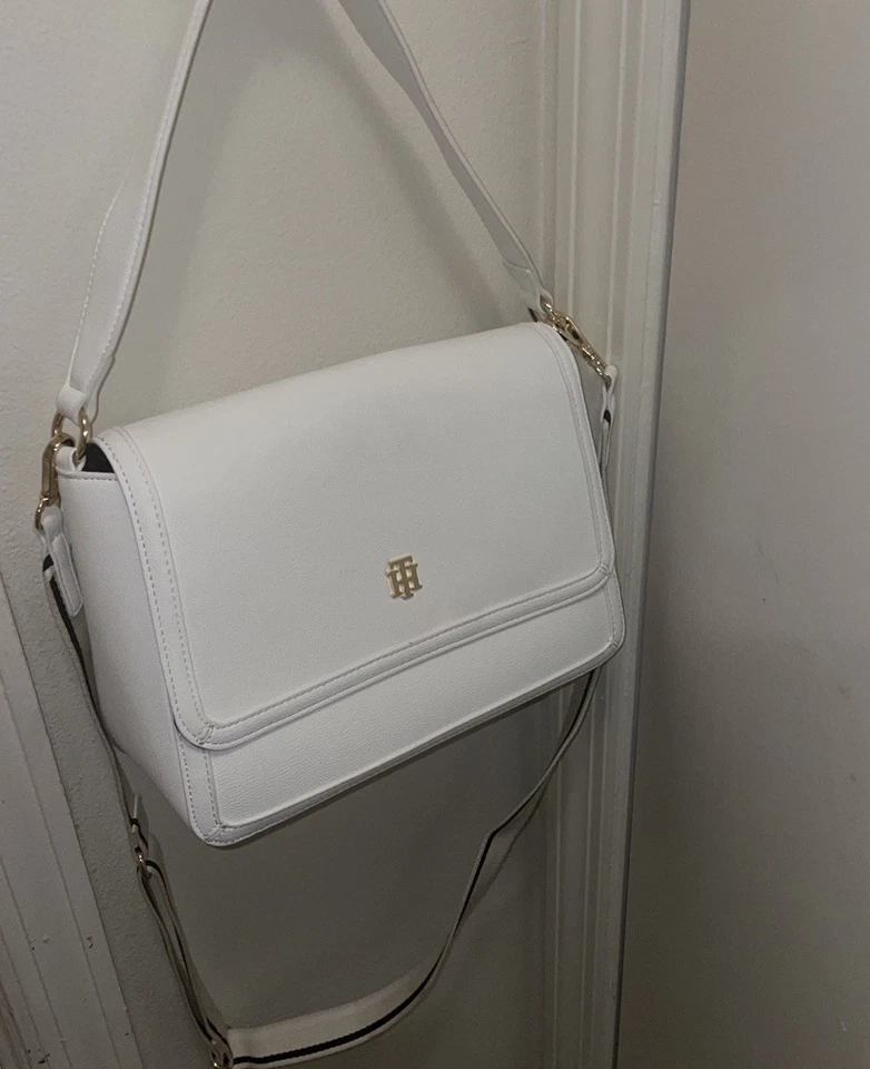 Tommy Hilfiger Women's Crossbody Bag - Image 2 of 4