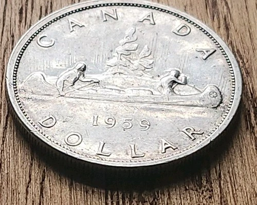 Canadain Silver Dollar (1959) in very nice condition