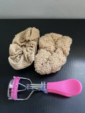 Hair ties and eyelash curlers Bundle