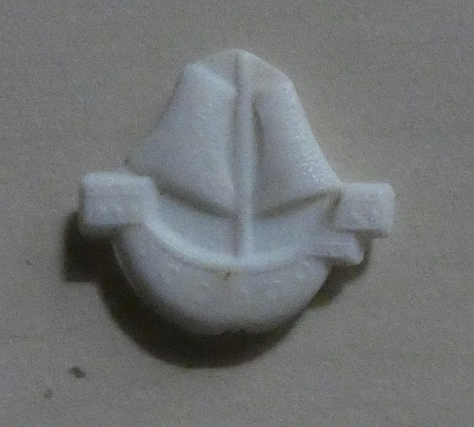 Feve ancienne Plastique - Bateau - Photo 1/2