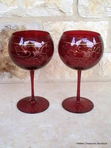 Ruby Red Glass Gold Floral Scrolls Pair Of Toasting Balloon Wine