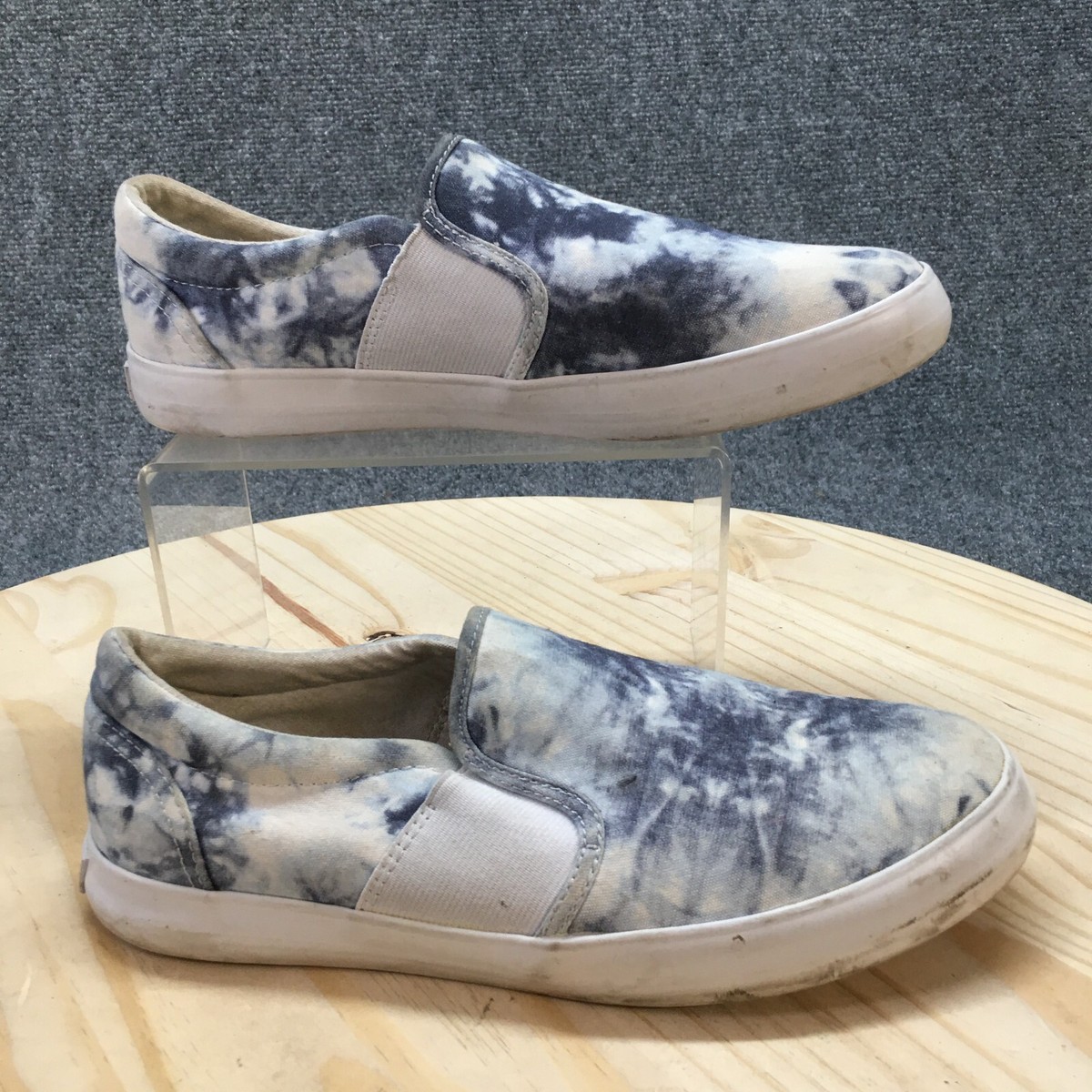 Guess Shoes Womens 8.5 M Tie Dye Slip On Sneakers WGPARTED6  display picture 1