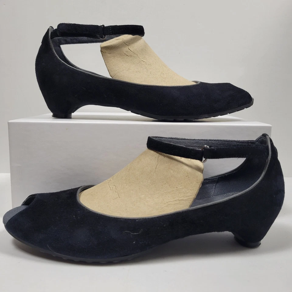 Женские туфли на каблуках Tsubo размер 8,5 D черные замшевые с открытым носком ремешок на лодыжке - Изображение 2 из 4