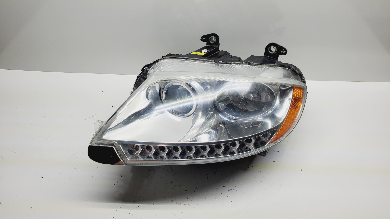 2009-2012 MASERATI QUATTROPORTE LEFT XENON HEADLIGHT COMPLETE 242219 OEM