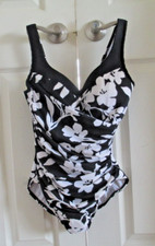 FABULOUS MIRACLESUIT SWIM BATHING SUIT SIZE 10 TUMMY CONTROL