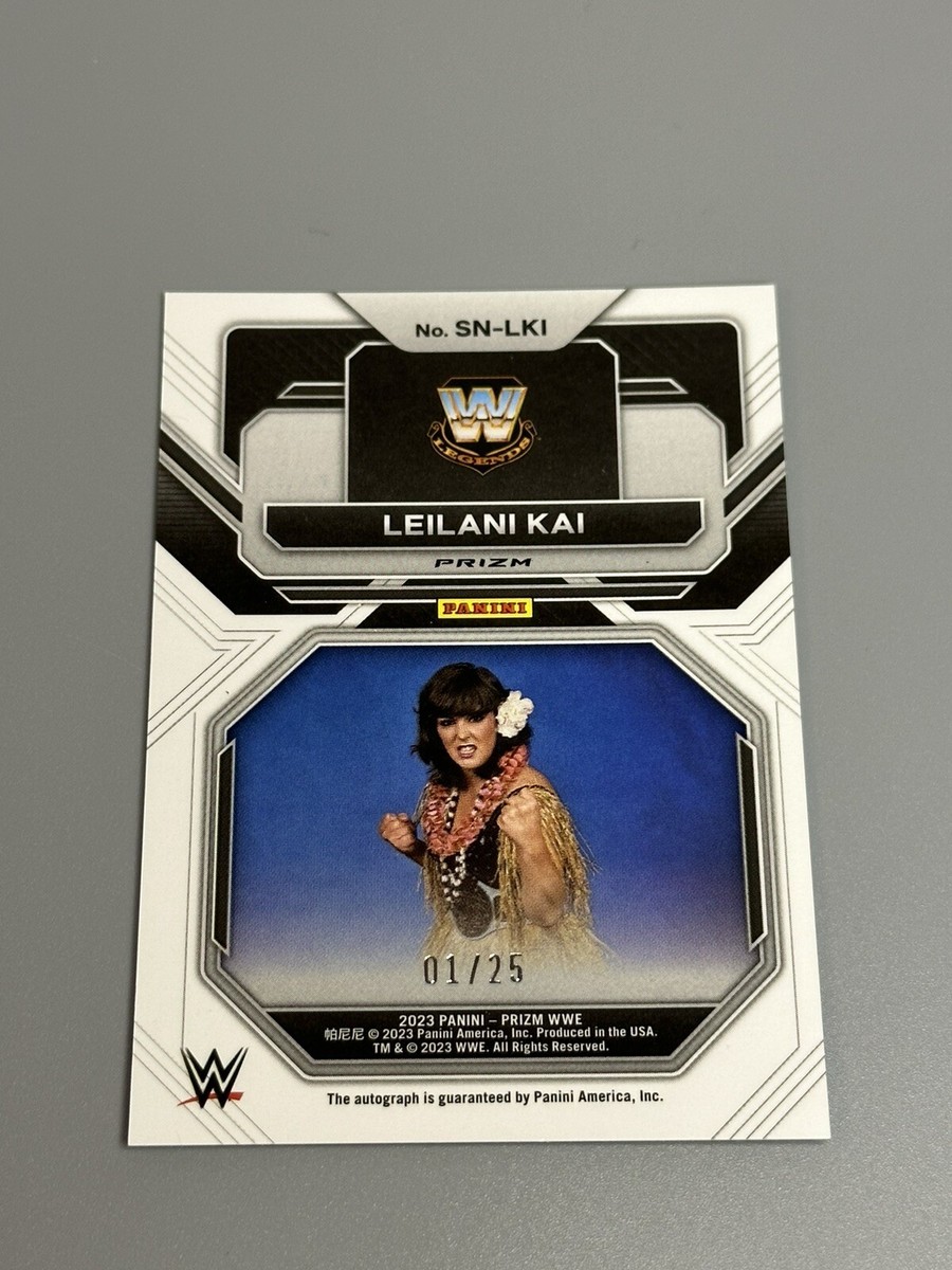 Leilani Kai 2023 Panini Prizm WWE /25 Mojo Sensational Signatures