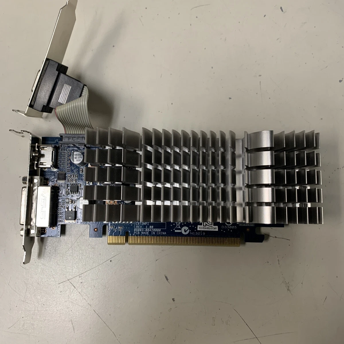 ASUS NVIDIA GeForce GT 210 1GB DDR3 PCIe Video Card EN210 SILENT DI 1GD3 V2 LP