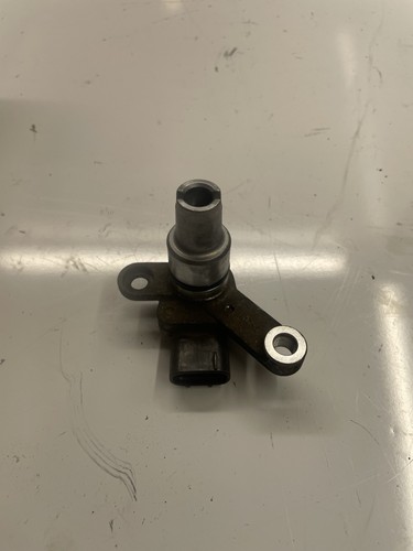 Odometer Speed Sensor 83181-24050 For Toyota T100 Lexus 2.4L 3.0L 3.4L l4 l6 V6 - Picture 2 of 2