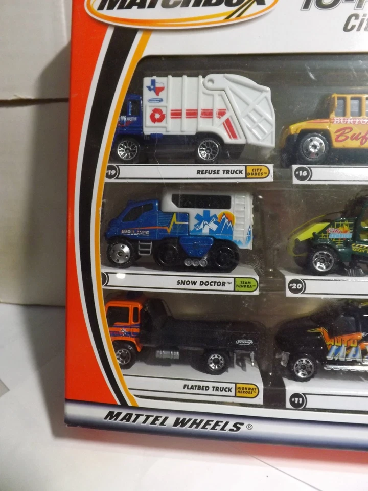 2000 Matchbox 10 Pack City Crew Postal Truck- King Tow-Refuse Truck &Mor - Image 4 of 4