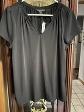 Banana Republic Womens Small Black V Neck SS Blouse New With Tags