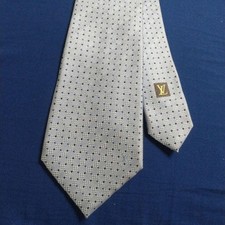 Excellent Condition Louis Vuitton Tie 100 Silk Light Blue