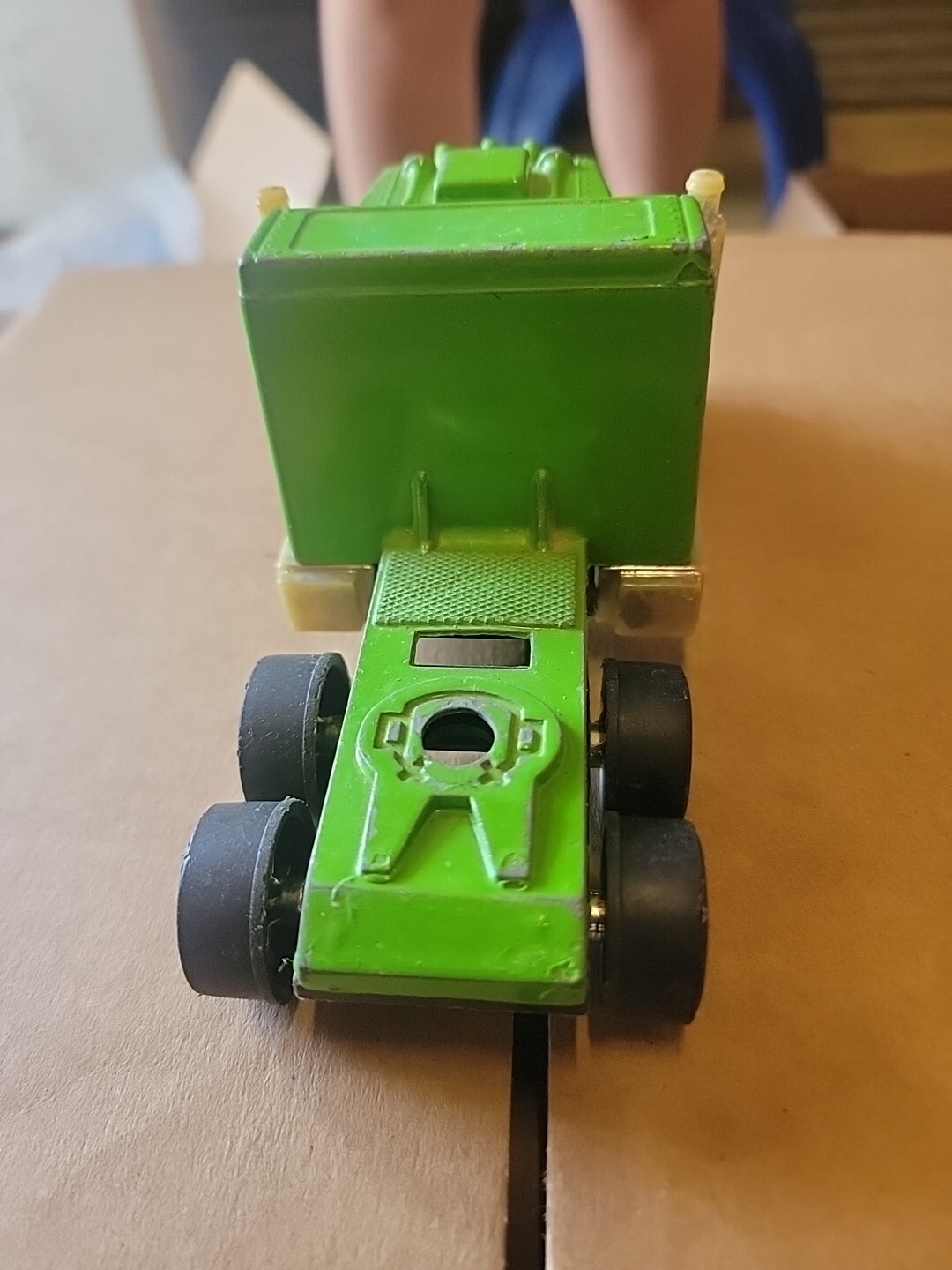 Picture 4 of 5