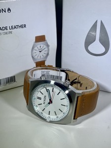 nixon brigade leather
