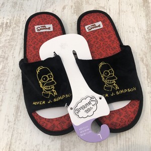 black slippers primark