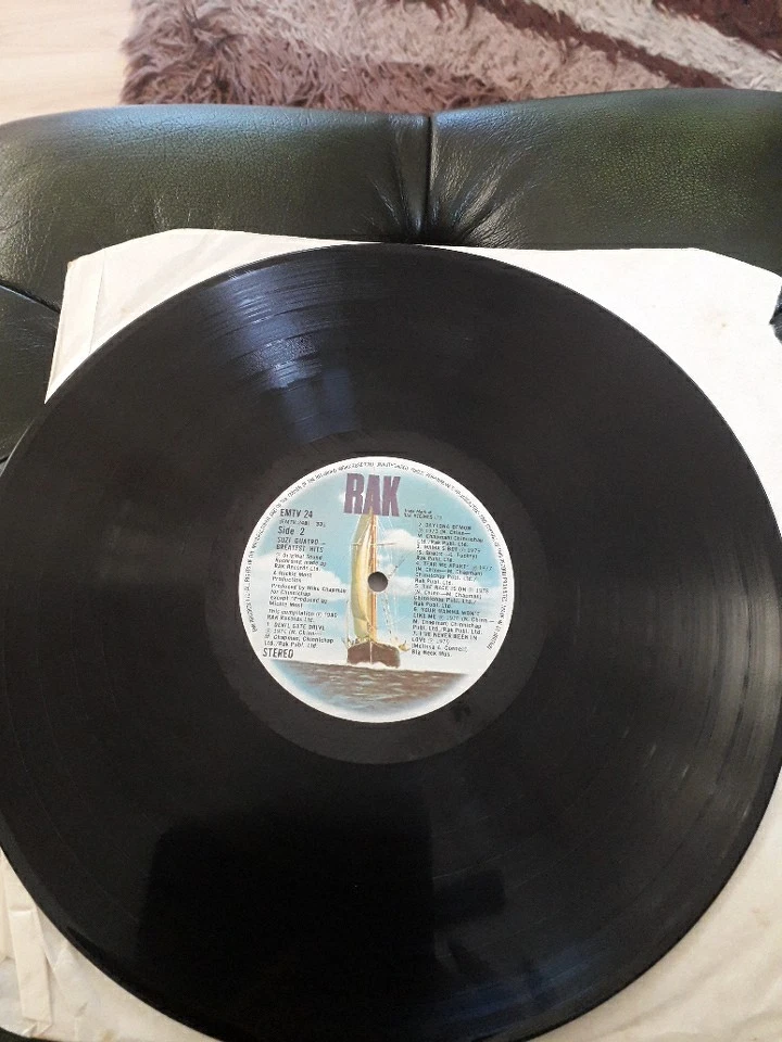 Suzi Quatro Greatest Hits 1980 UK Vinyl LP Record - Image 3 of 4