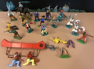 Timpo Toys And Britains Swoppets Bundle x17 Figures Accessories And Spares