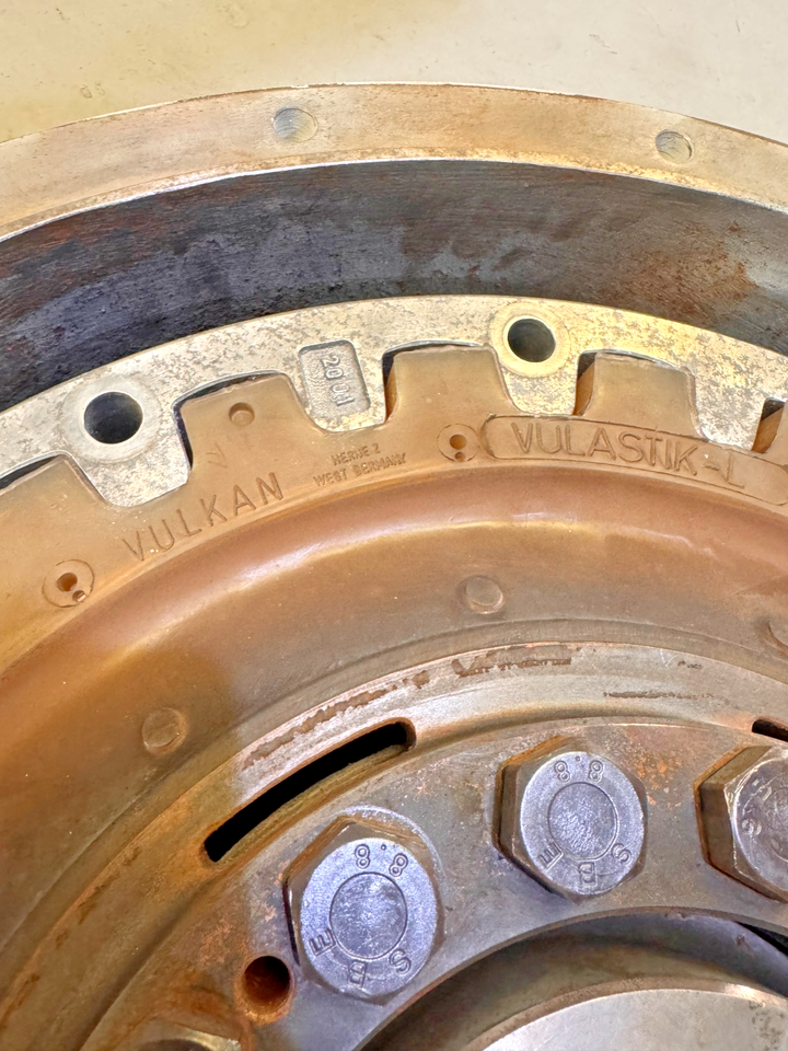 Vulastic Vulkan Vulastik-L 3401, Transmission Coupling W/ Shaft, Housing & Drive ...