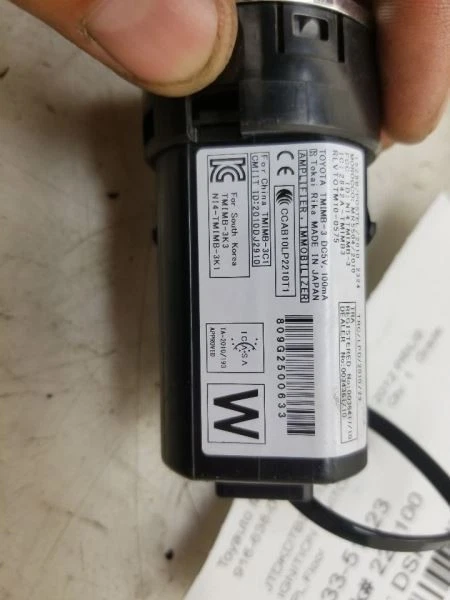 INTERRUPTOR DE ENCENDIDO TOYOTA PRIUS C 12-18 PULSADOR BOTÓN DE ARRANQUE Foto 3 de 4