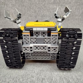 LEGO Ideas WALL-E 21303 Yellow Robot Figure Build Pixar Disney Set Model Retired
