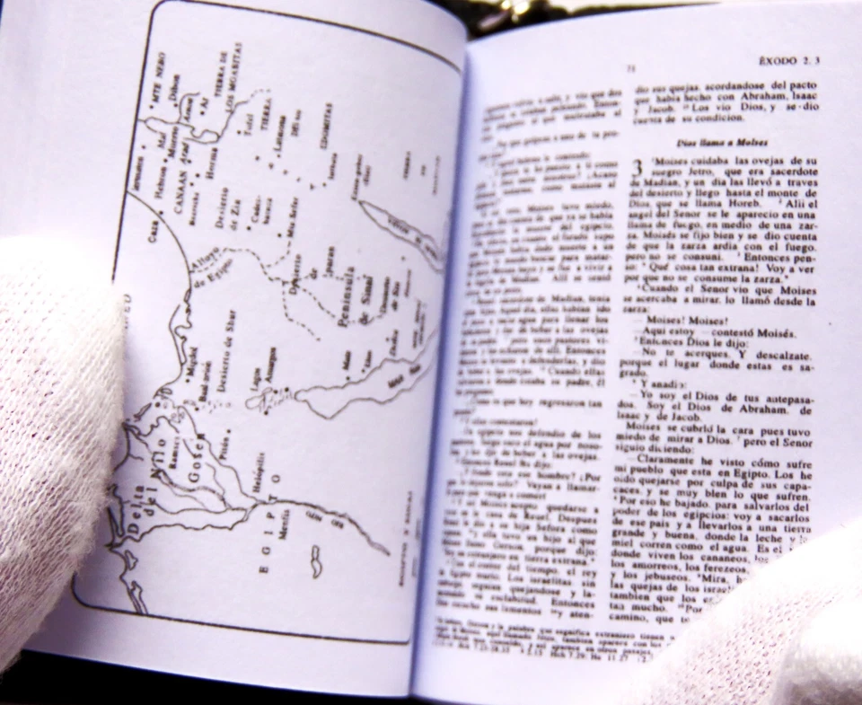 Biblia en miniatura (contiene varios libros completos) ESPAÑOL - Imagen 4 de 4