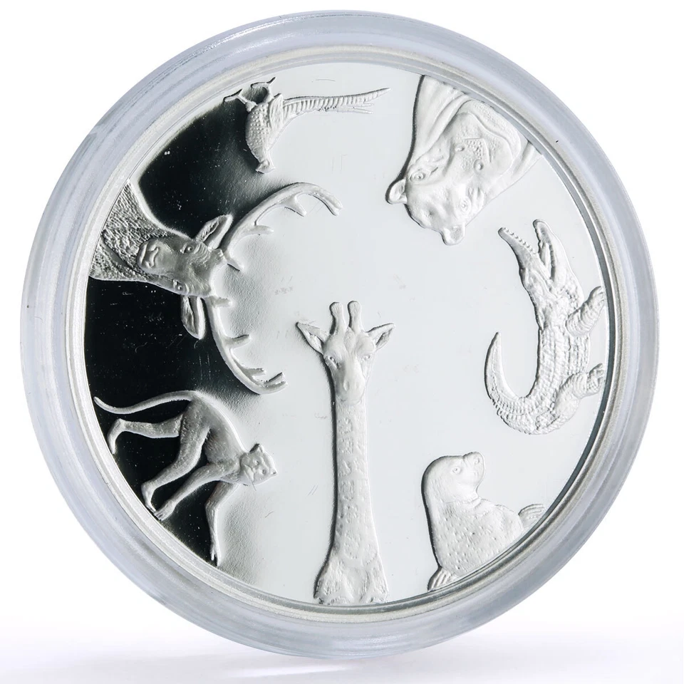 Latvia 1 lats Riga Zoo Elephant Giraffe Crocodile Monkey Fauna silver coin 2012 - Image 4 of 4