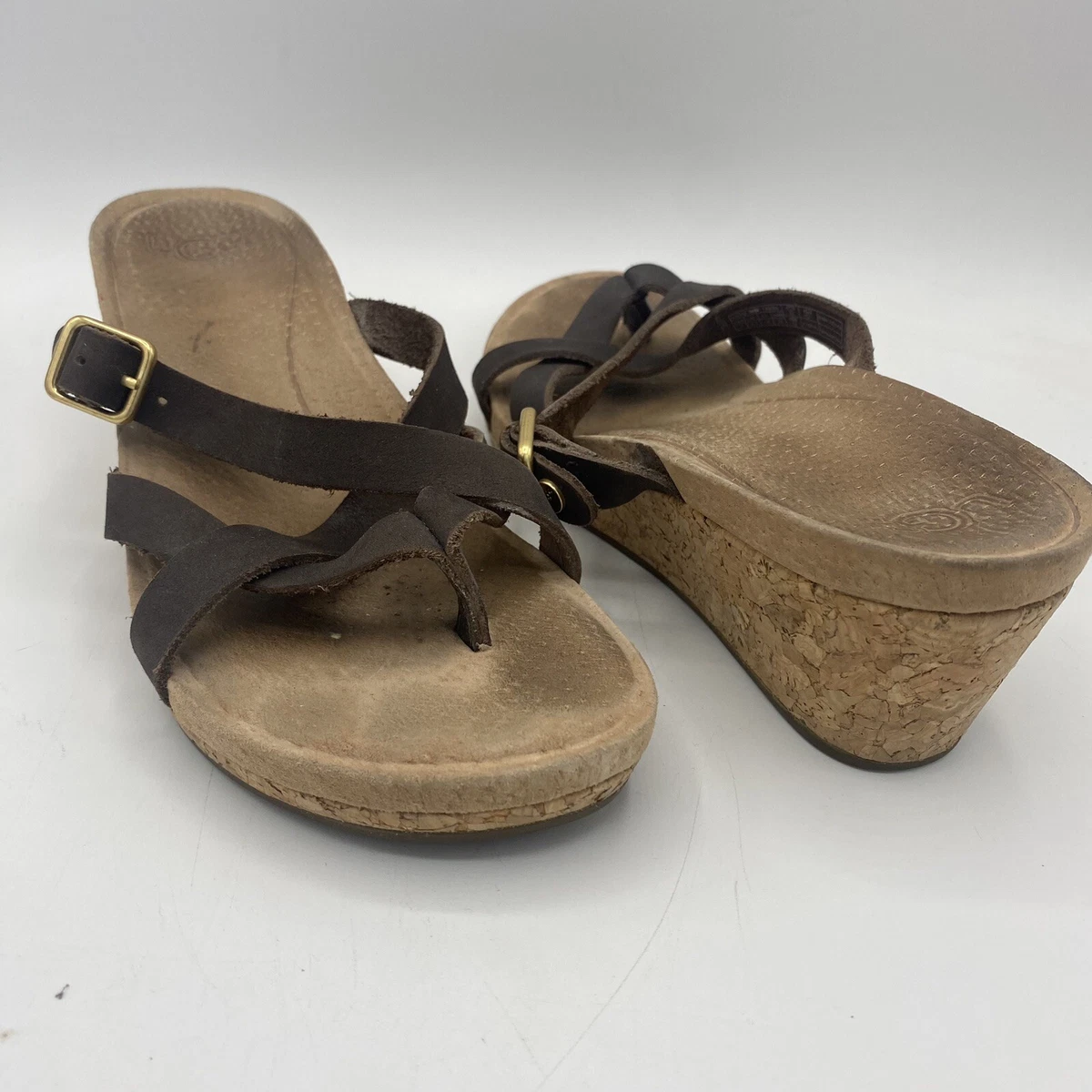 Ugg sandals size 5 deals