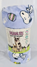 PEANUTS Cozy Sherpa Blanket for Pets, Snoopy, Woodstock, Egg, Bone, 40  X 50  NEW
