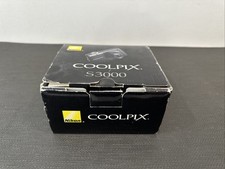 Nikon COOLPIX S3000 12.0MP Digital Camera - EUC