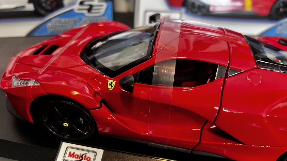 Maisto 1:18 Die-Cast Special Edition Ferrari LaFerrari Model Car -Red Beast - Image 3 of 4