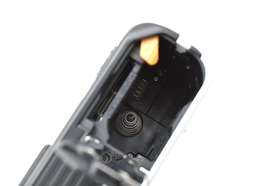 Nikon 1 V1 White Double Zoom Kit 10-30mm 30-110mm Lens Boxed From JAPAN 2551927 - Image 4 of 4