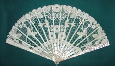 Antique Edwardian Handmade Honiton Lace Fan Mother of Pearl Sticks Circa 1910
