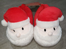 NEW CHRISTMAS SANTA SLIPPERS boys girls size 5/6 PLUSH NEW NWT CUTE 