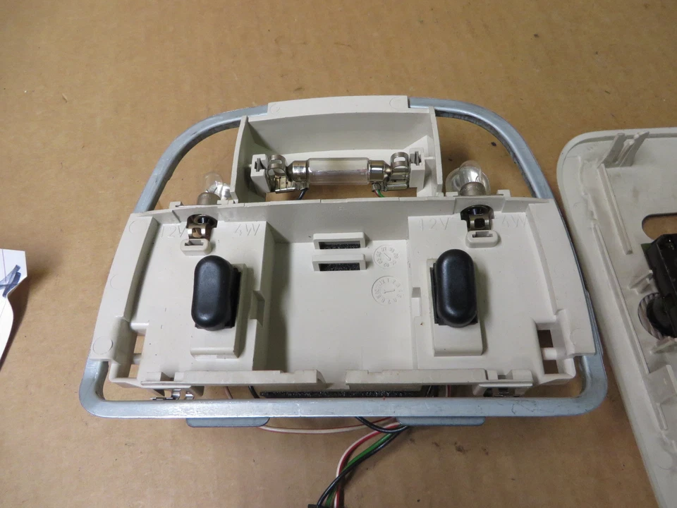 SAAB 9 3 SAAB 9-3 1999-2005 CONSOLA AÉREA con LUCES + MÓDULO # 5040985 BRONCEADO Foto 3 de 4