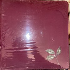 NIP Creative Memories 12x12 Album Red w/embroidered Holly Leaf "15 Pages" sealed