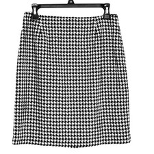 Vtg Women's skirt size 6 Wool Blend Lined Preppy Academia Houndstooth Black