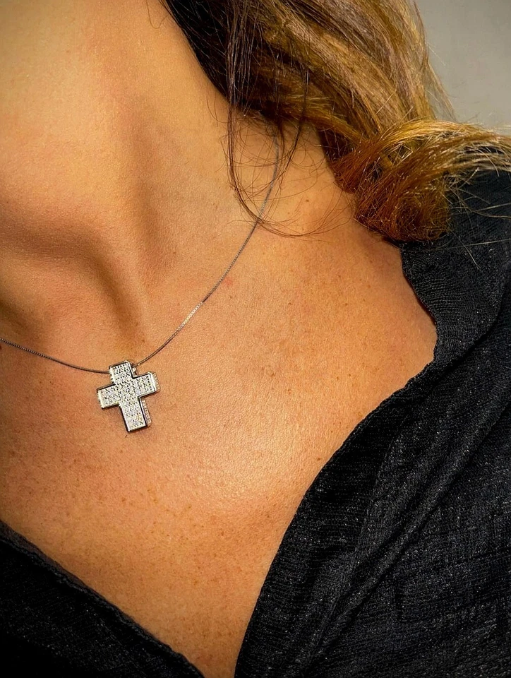 COLLANA CON CROCE SCATOLATA IN ARGENTO 925 DONNA CON ZIRCONI BIANCHI - Immagine 2 di 4