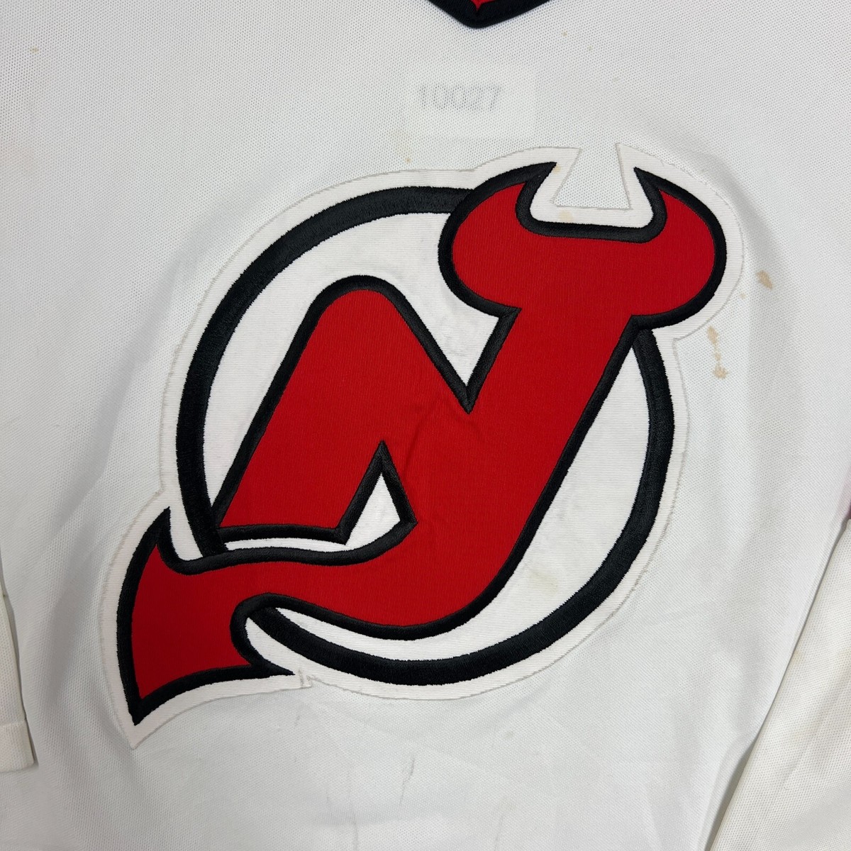Vintage New Jersey Devils Jersey Mens Large White 1990s CCM Vintage New Jersey Devils Jersey Mens Large White 1990s CCM