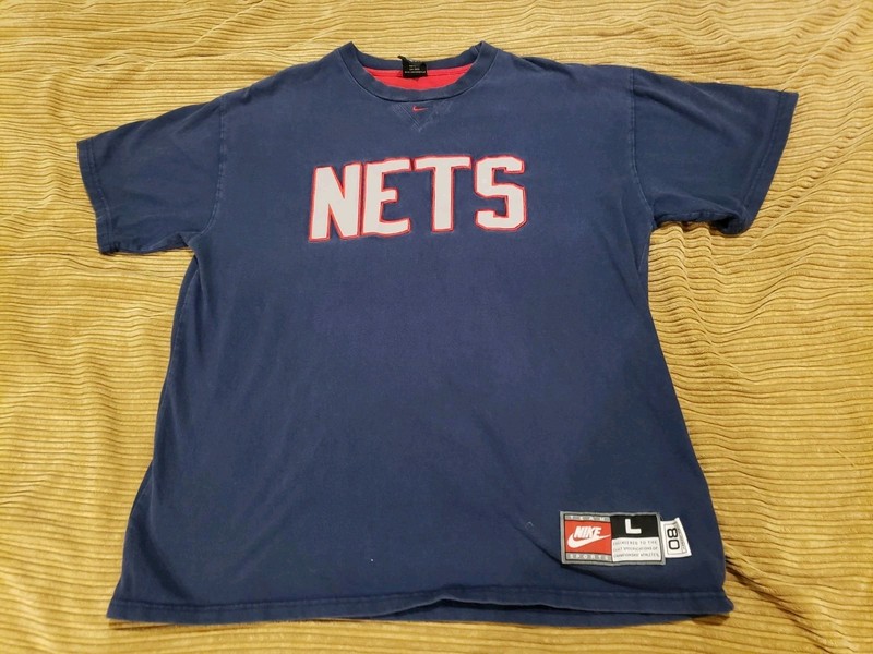 Nike NBA Swingman Collection Sz LARGE New Jersey Nets Retro 1980 TShirt Brooklyn