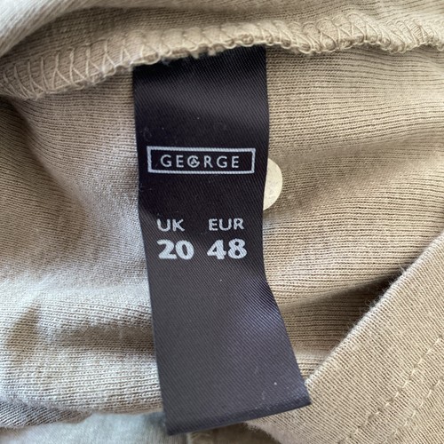 Gorgeous Belted Jumper Taupe With Gold Thread and under vest Size 20 NWT - Picture 12 of 14