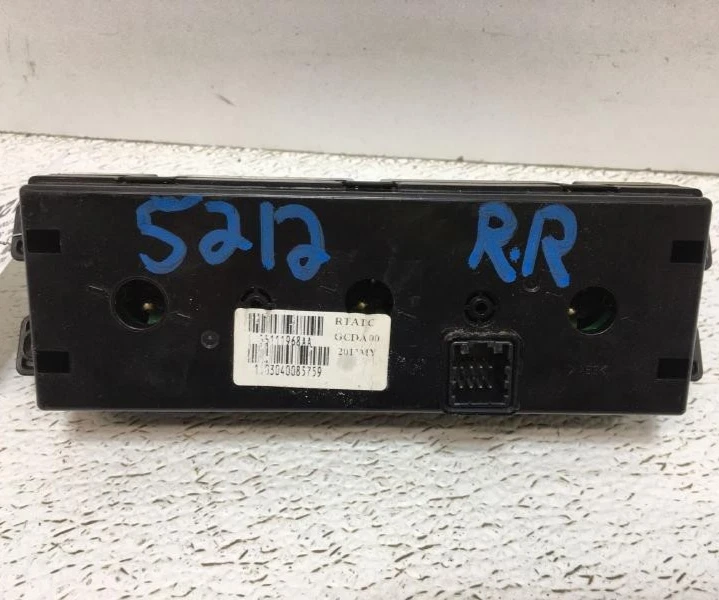 Chrysler Town & Country 2011-2012 aire acondicionado clima térmico control automático de temperatura Foto 2 de 4