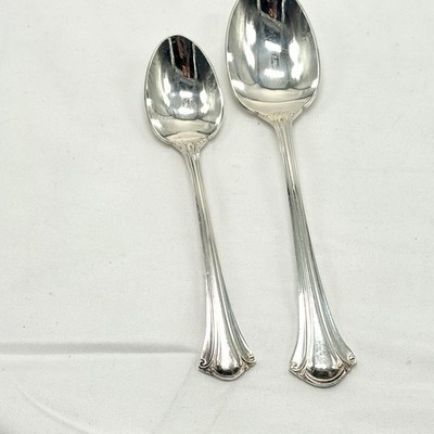 2 Pc Spoon Set 1847 Rogers ROYAL SHELL International Deep Silver Plate Korea