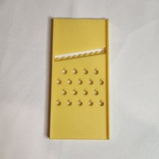 Vintage Grater Kraft Casino Yellow Handheld Plastic 6 Inch