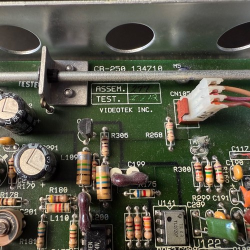 Videotek TVM-620 Waveform Monitor Vectorscope Powers On - Picture 17 of 20