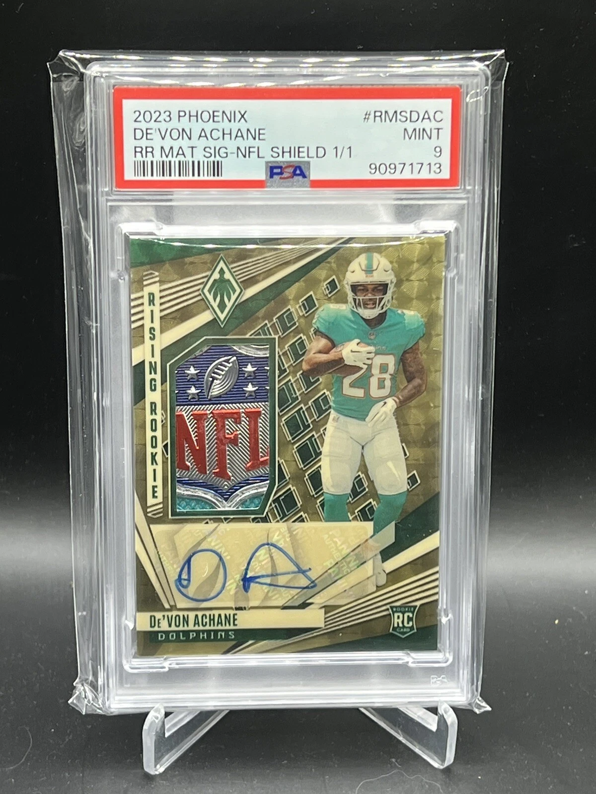 De'Von Achane Panini Phoenix Rising Rookie Material Signatures #RMSDAC NFL Shield 1/1