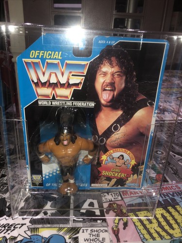 WWF Hasbro Samu  Series 10 WWE Card  figure moc ww...