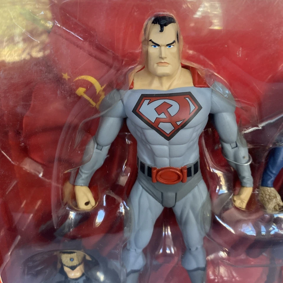 DC DIRECT ELSEWORLDS RED SON ACTION FIGURE BOX SET NOVO - Imagem 2 de 4